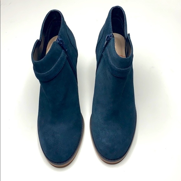 Sole Society LYRIQ Ink Blue Suede Bootie Boots Size 9 - Picture 1 of 7